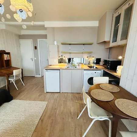 Hypercentre - 2p - A Pied, Vue Mer, Balcon Terrasse Trouville-sur-Mer