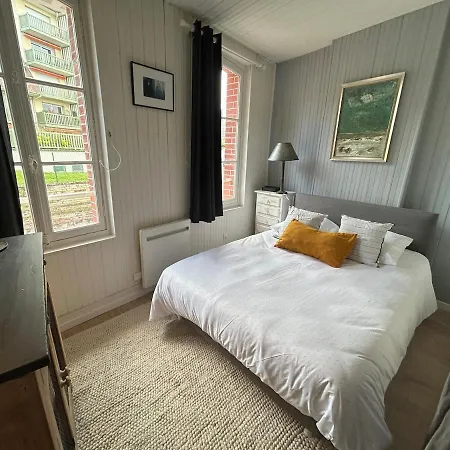 Hypercentre - 2p - A Pied, Vue Mer, Balcon Terrasse *